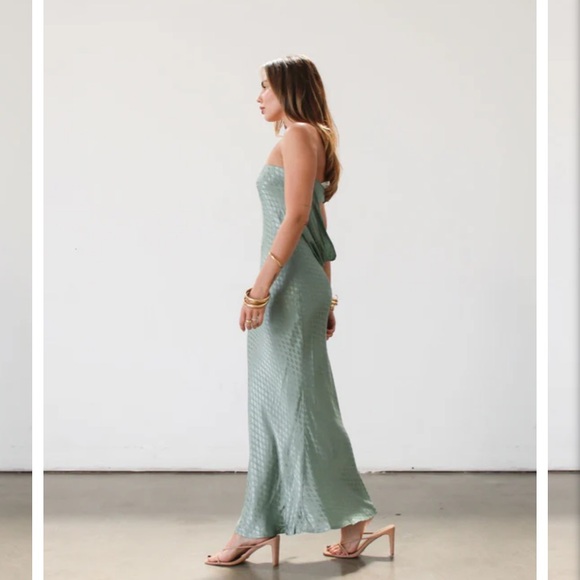 New Satin Maxi Dress - Picture 4 of 4